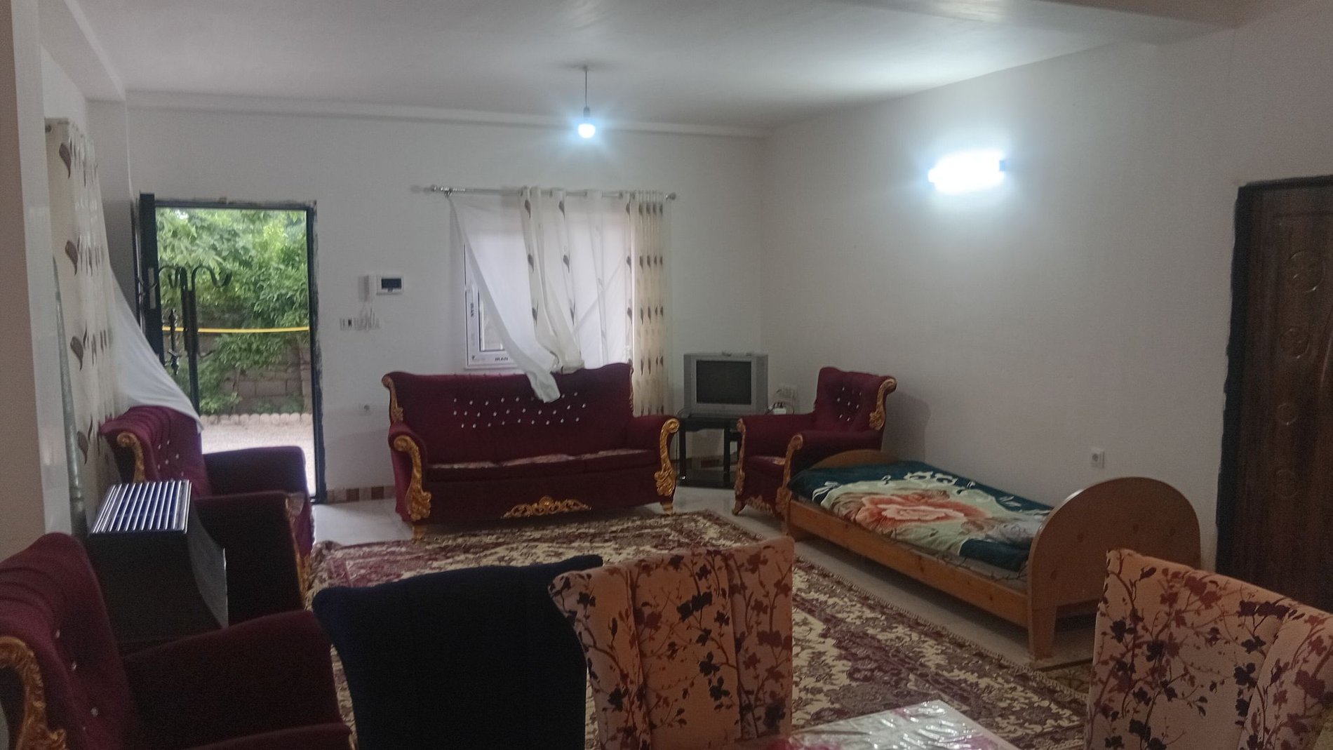 آپارتمان یک خوابه رضی 4