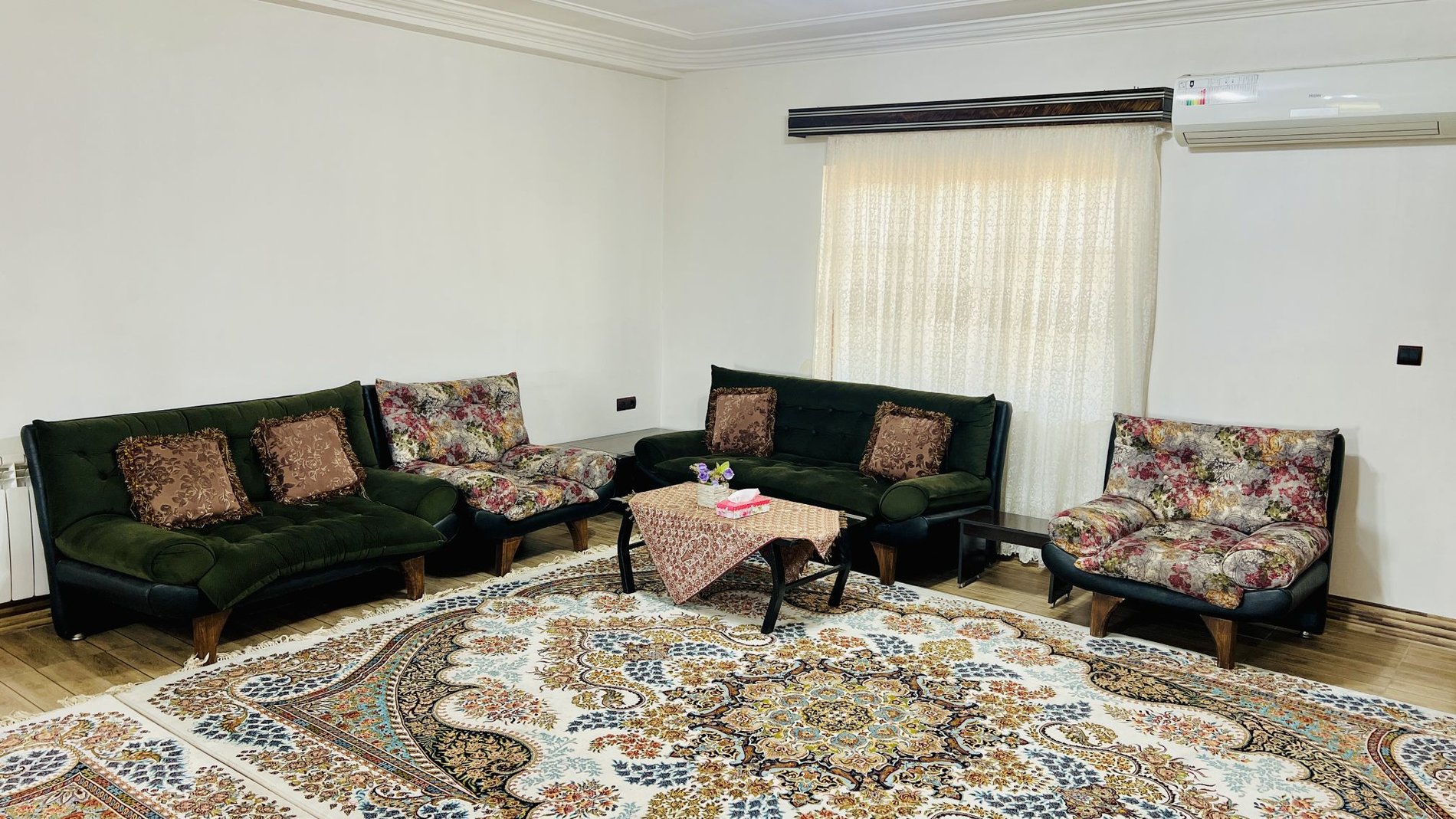 آپارتمان سرای دیده بان میانکاله - پذیرایی 