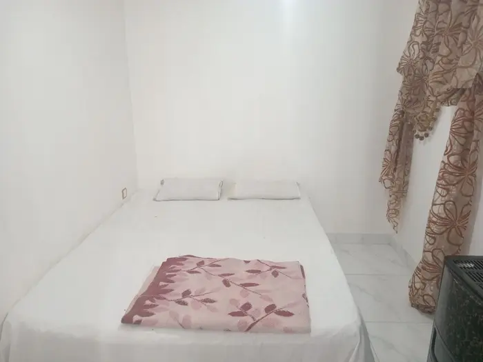 آپارتمان یک خوابه گلی 1