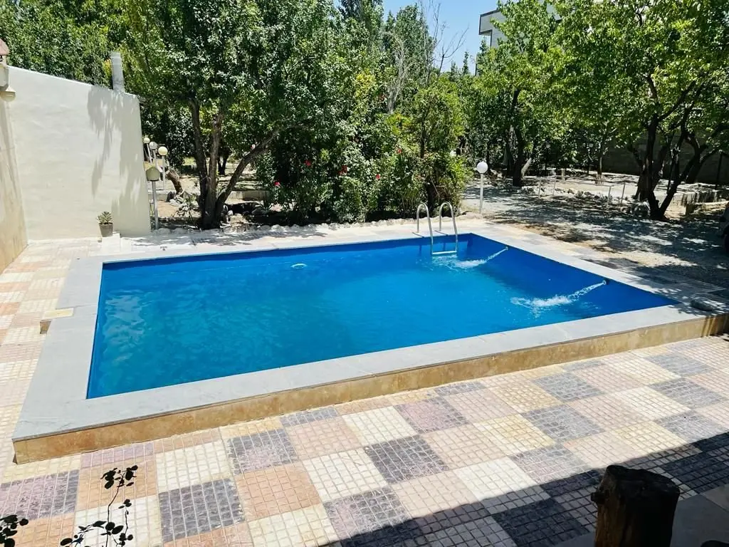 ویلا دوخوابه استخردار آبگرم باغدشت