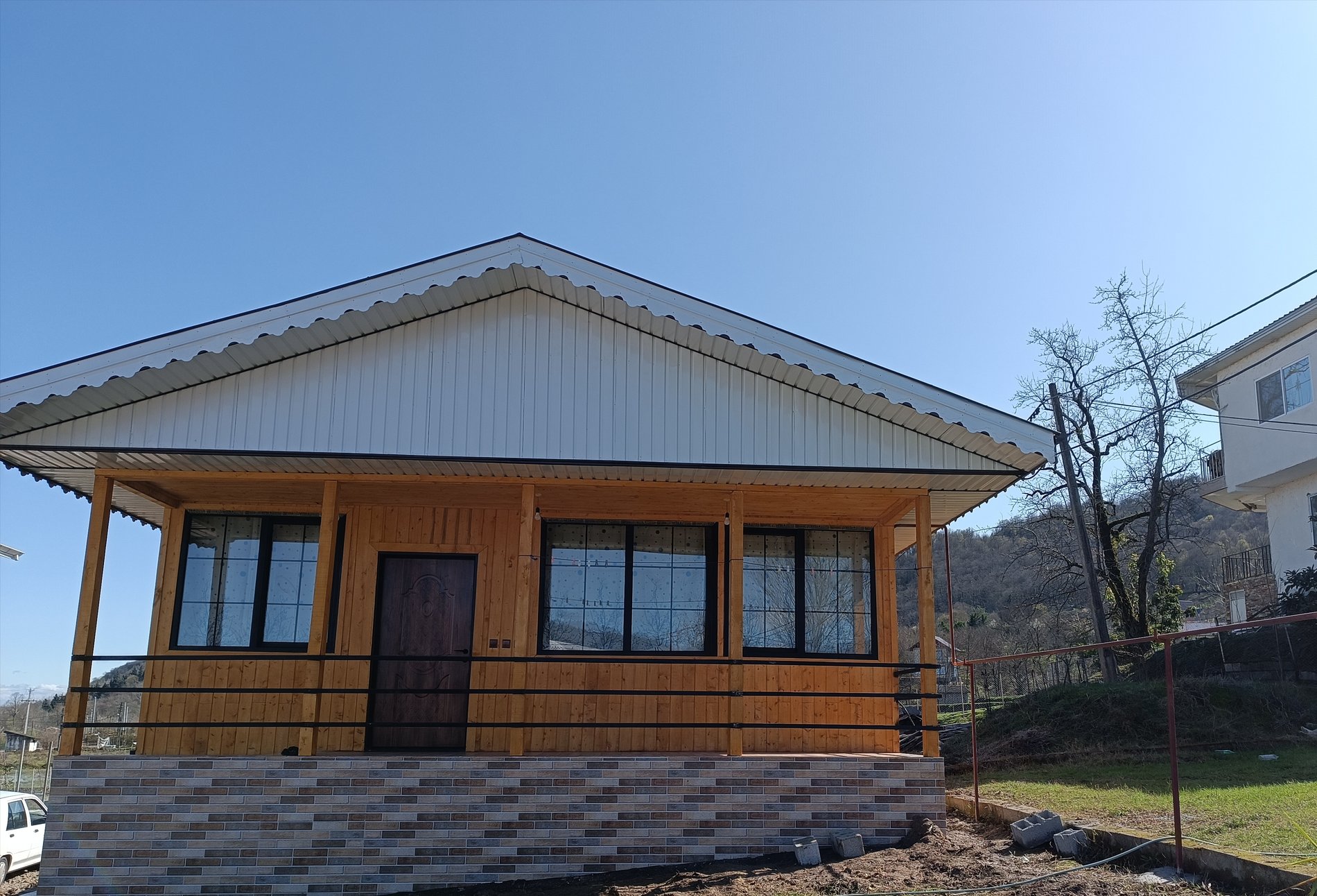 کلبه دوخوابه چوبی پارسا