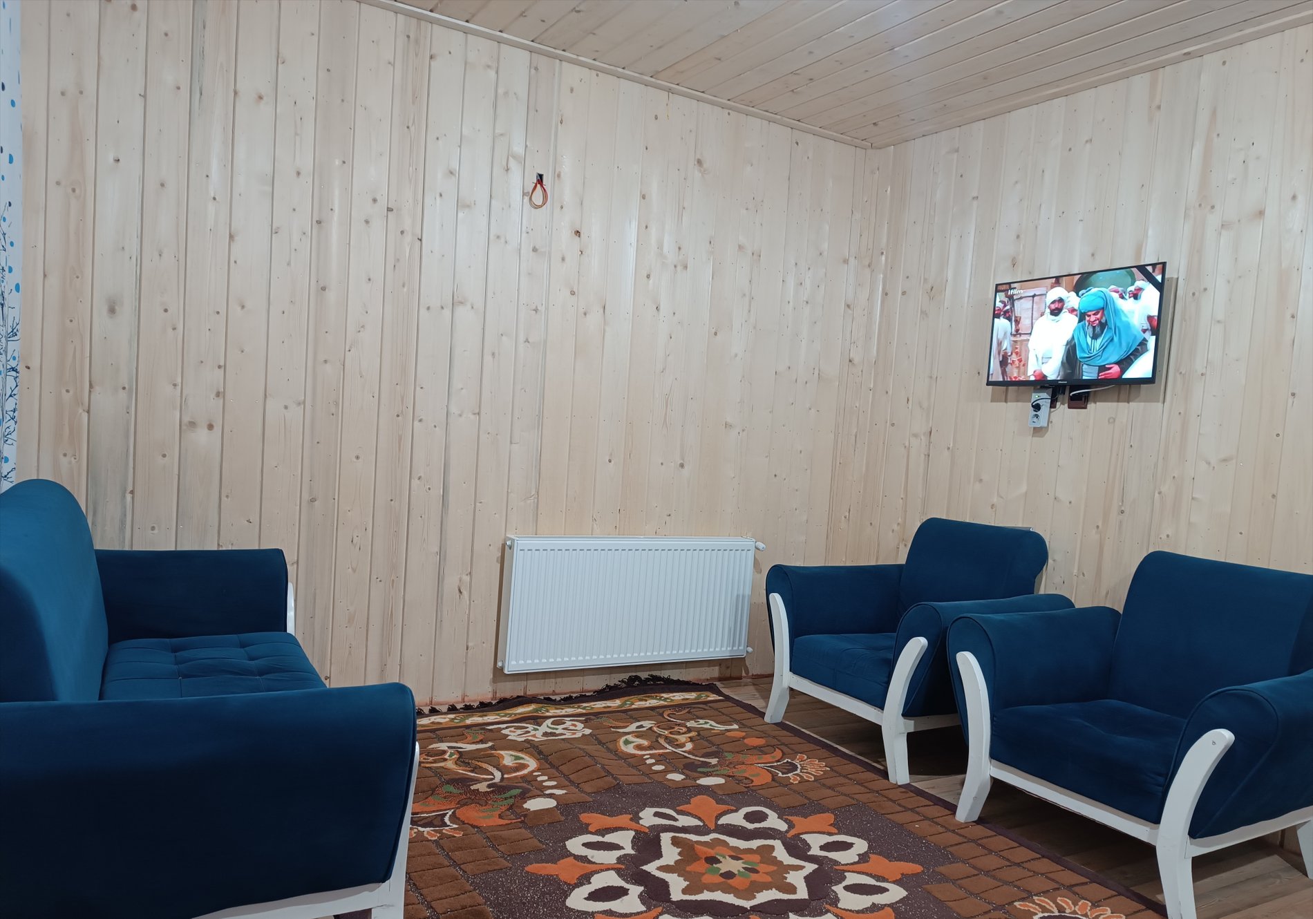 کلبه دوخوابه چوبی پارسا