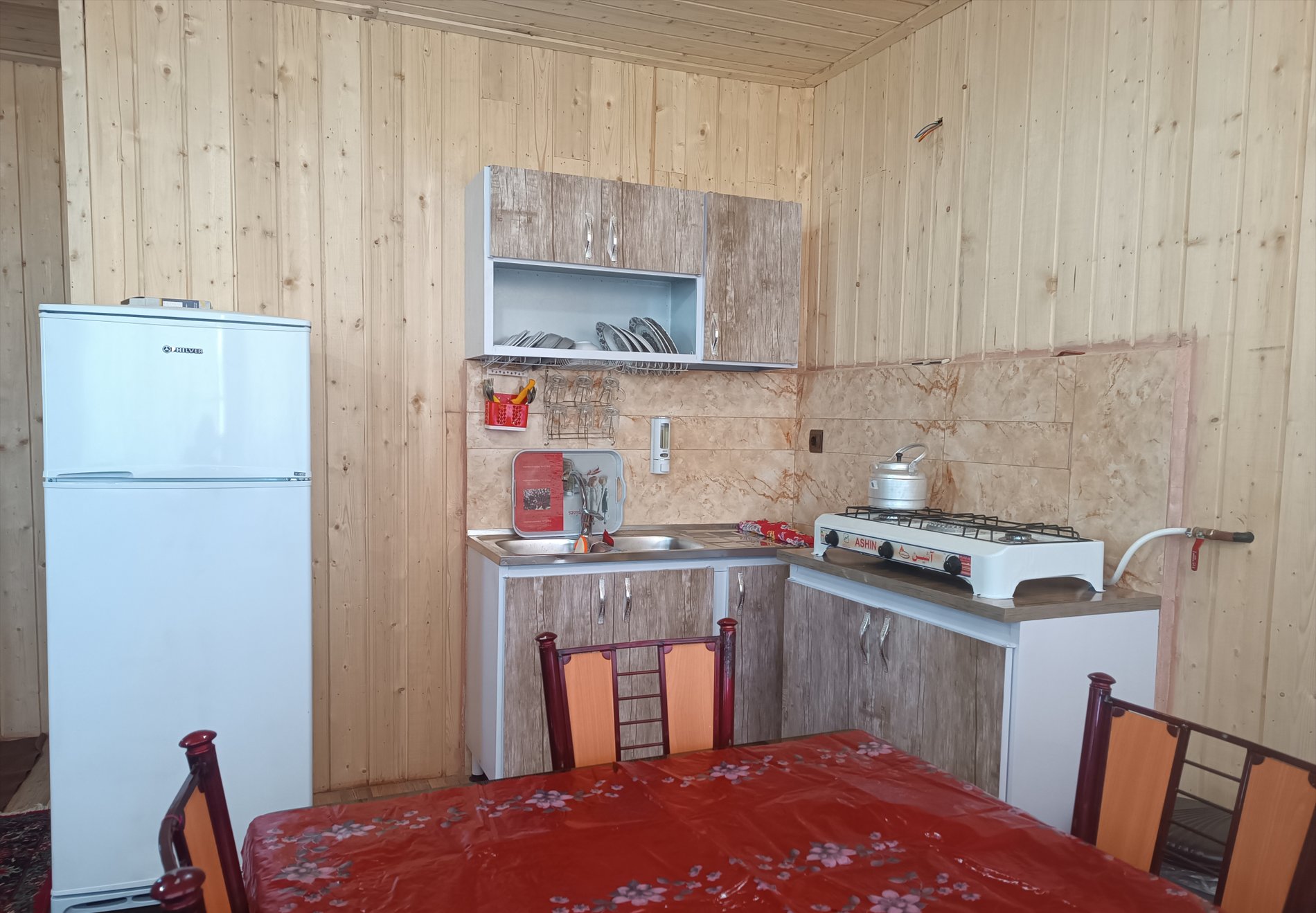 کلبه دوخوابه چوبی پارسا