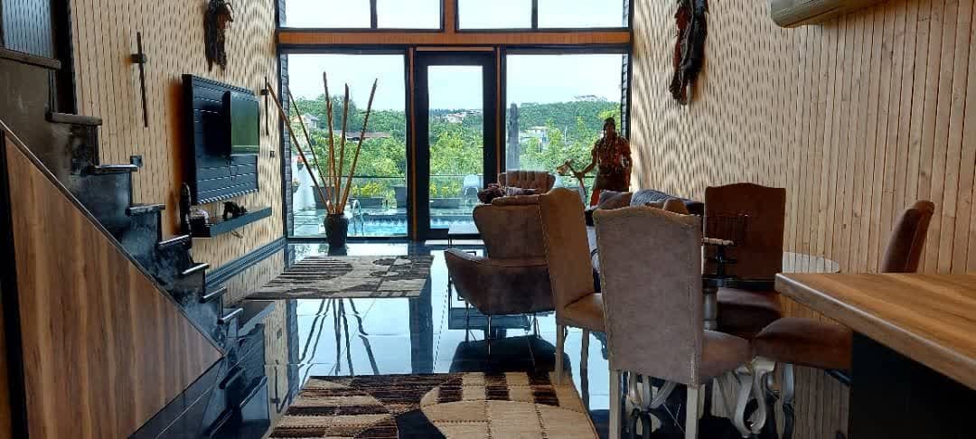 کلبه یک خوابه استخردار آبگرم سرخ پوست