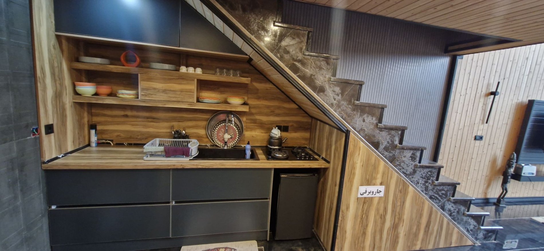 کلبه یک خوابه استخردار آبگرم سرخ پوست