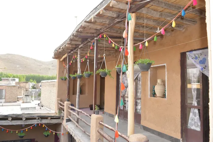 بوم گردی گینای - واحد 8