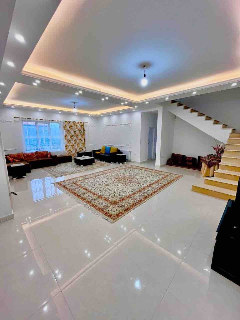 سه خوابه جنگلی گل ونوشه