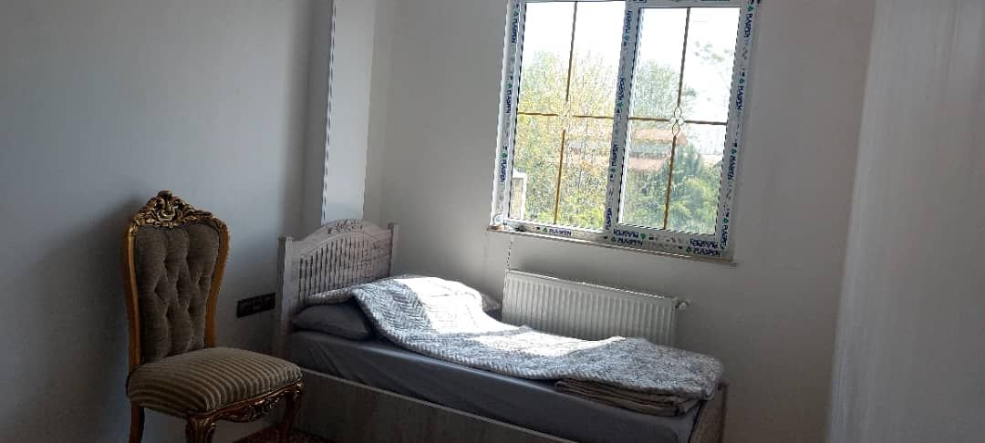 یک خوابه ساحلی دوبلکس انبارسر