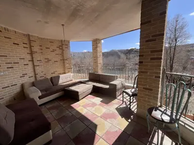 آپارتمان دوخوابه چهل ایوان