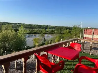 کلبه دوخوابه چوبی وارش ۱