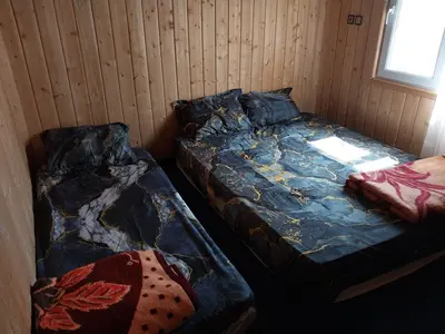 ویلا دوخوابه چوبی کاظمی