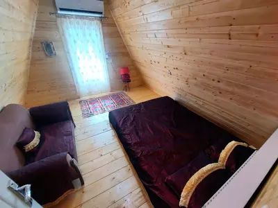 کلبه دوخوابه سوئیسی دوبلکس جکوزی دار آجری