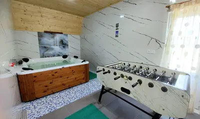 کلبه دوخوابه سوئیسی دوبلکس جکوزی دار آجری