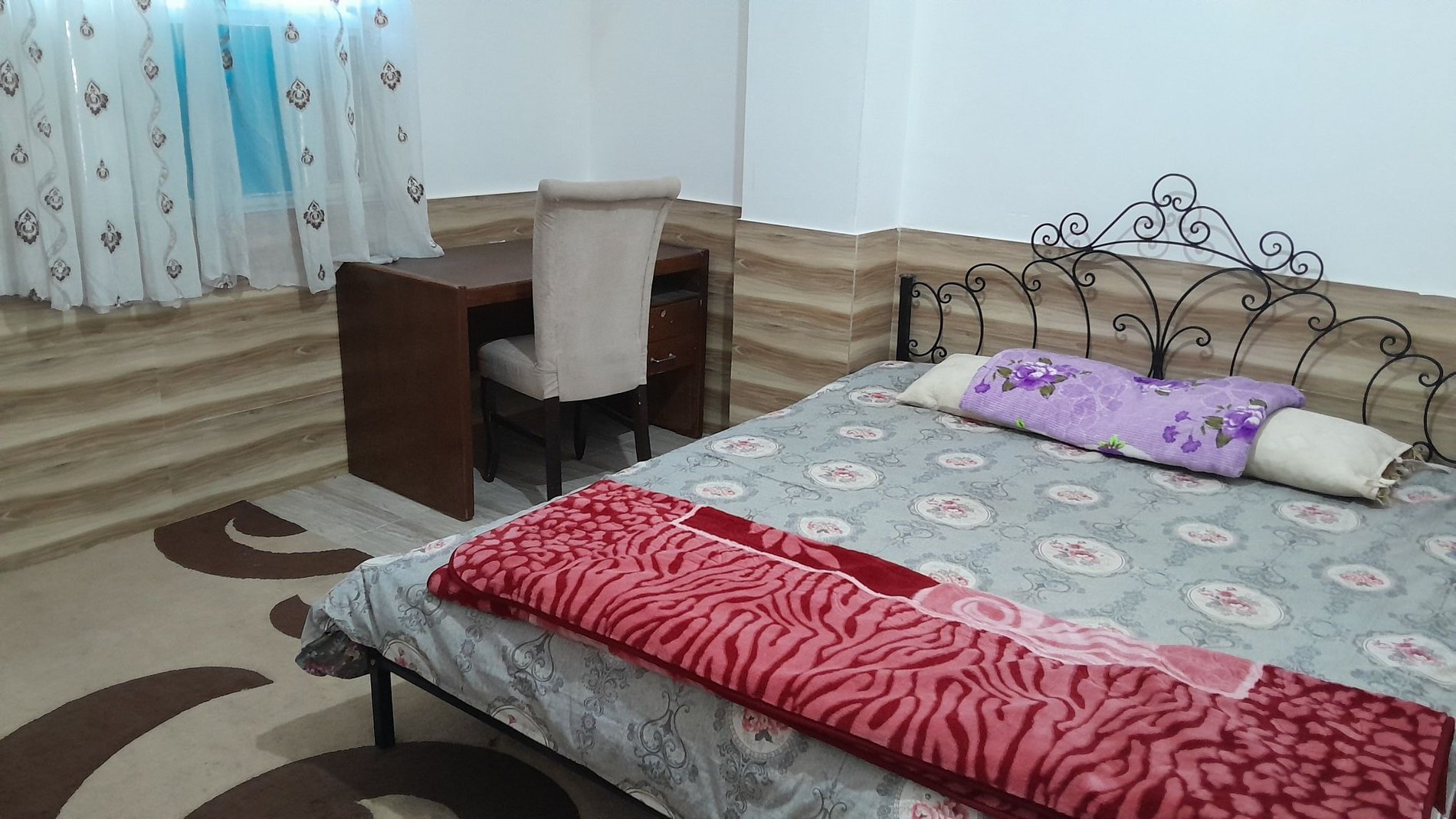 دوخوابه امیرحسن