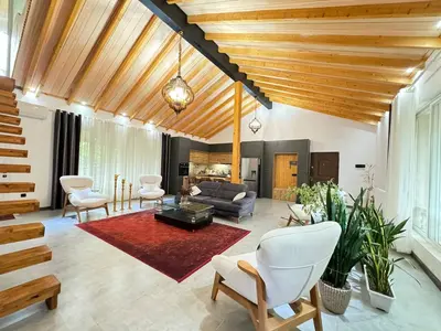 ویلا دوخوابه جنگلی استخردار آبگرم رویایی