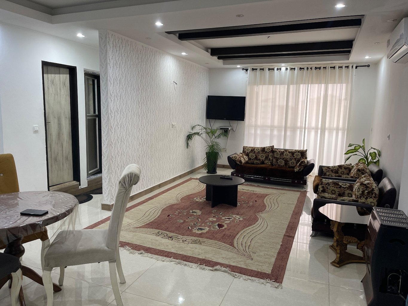 آپارتمان یک خوابه ساحلی رستمرود