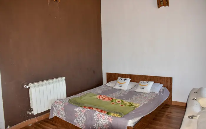 آپارتمان یک خوابه ساحلی شمعدونی قهوه‌ای