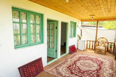 بومگردی گلبند - واحد گلبند 1