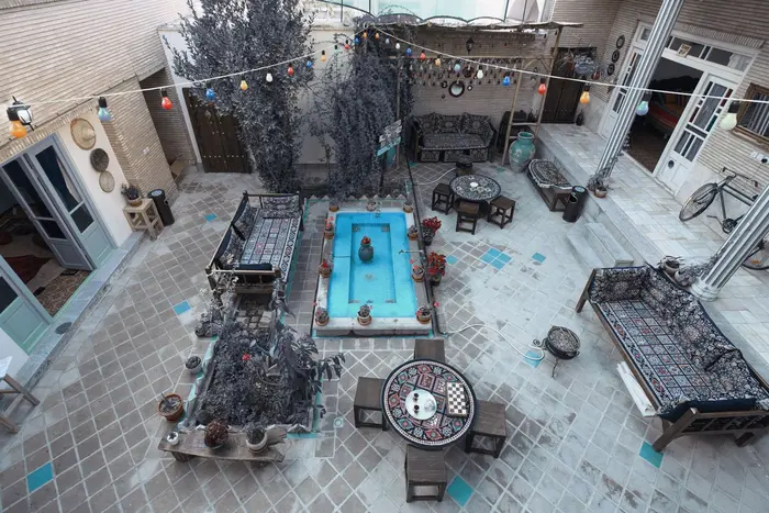 اقامتگاه سنتی خانه راد - واحد ترنم