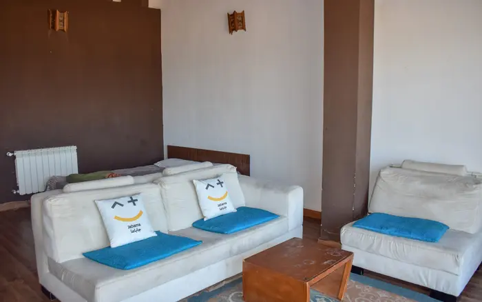 آپارتمان یک خوابه ساحلی شمعدونی قهوه‌ای