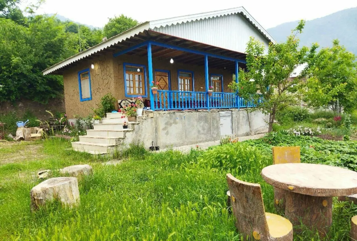 کلبه یک خوابه کاهگلی هیرکان