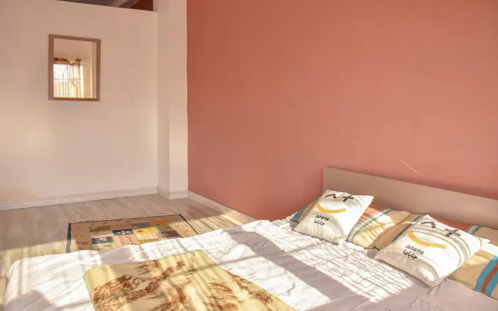 آپارتمان دوخوابه ساحلی شمعدونی صورتی