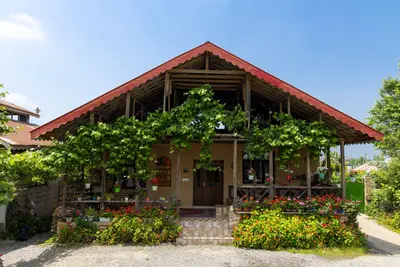 بومگردی دیلمای - واحد خوجیر