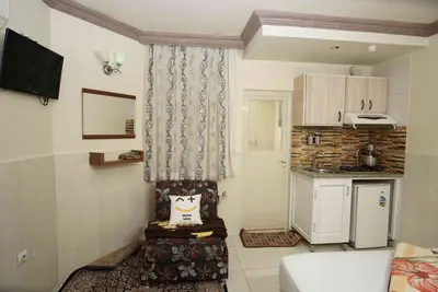 سوئیت فلت جعفری واحد ۱۰۱