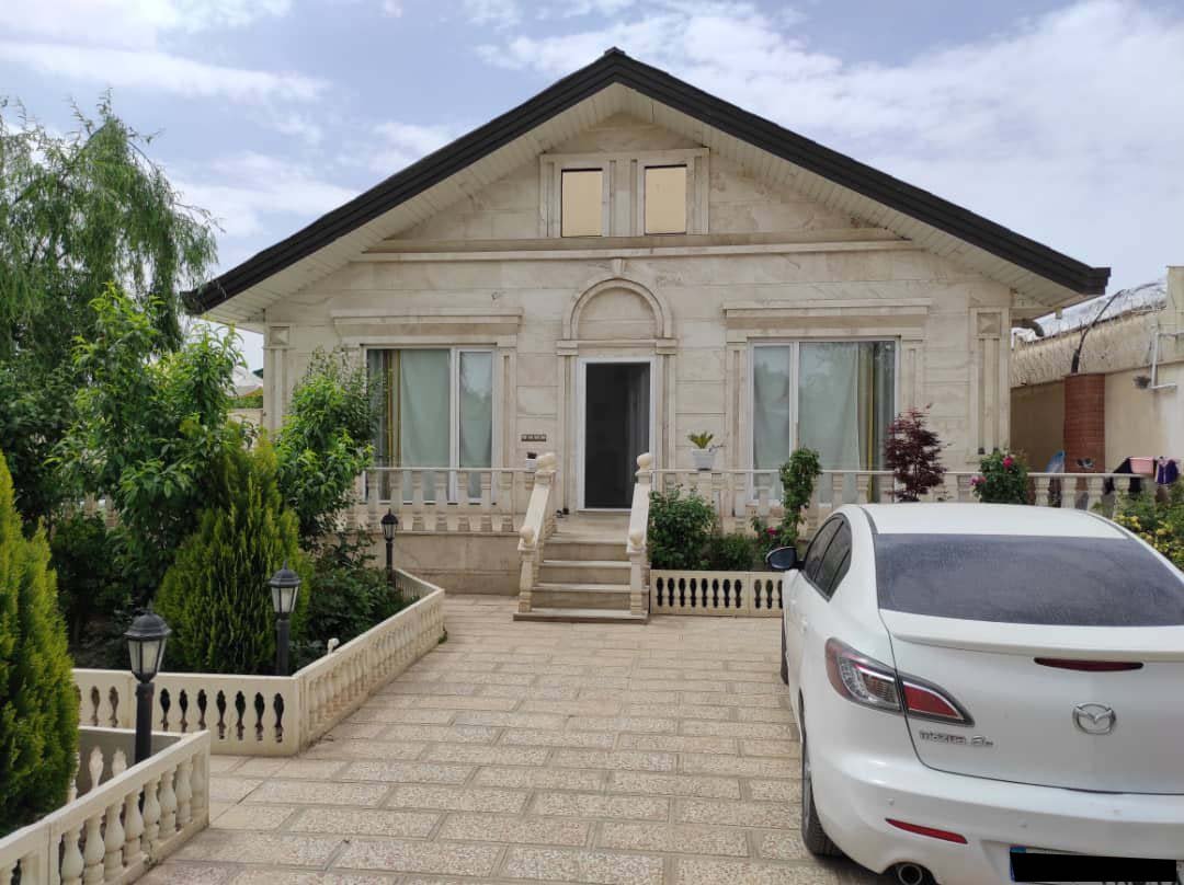 ویلا یک خوابه استخردار آبگرم نائینی