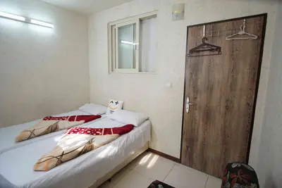 آپارتمان جعفری واحد ۱۰۳