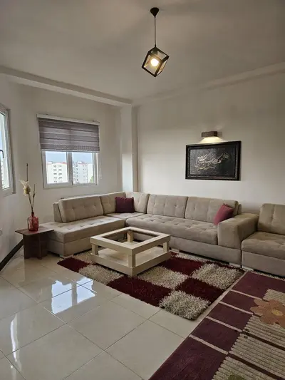 آپارتمان دوخوابه عزیزی 19