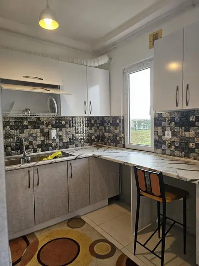 آپارتمان دوخوابه عزیزی 19