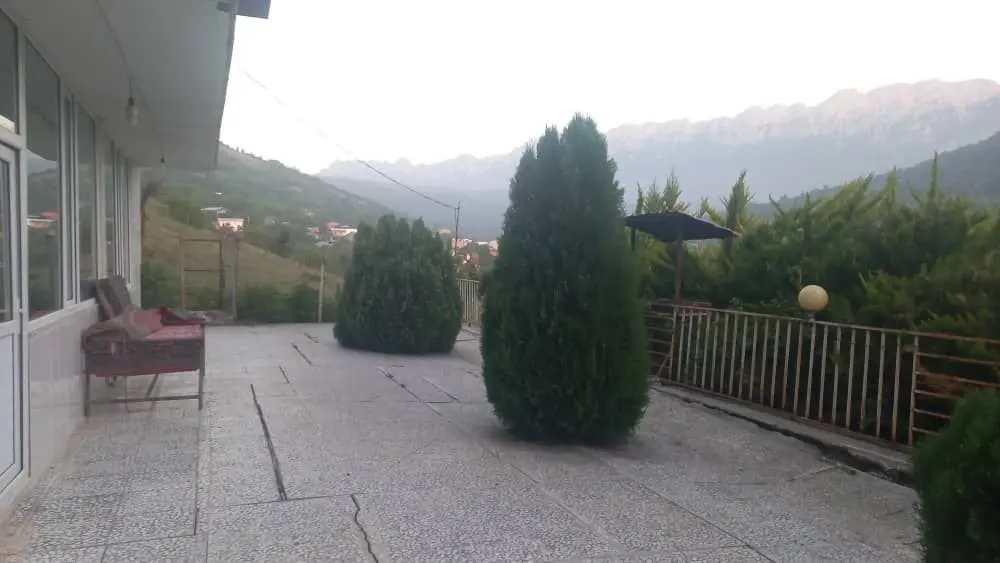 سوئیت دوخوابه کوهستانی سنگده