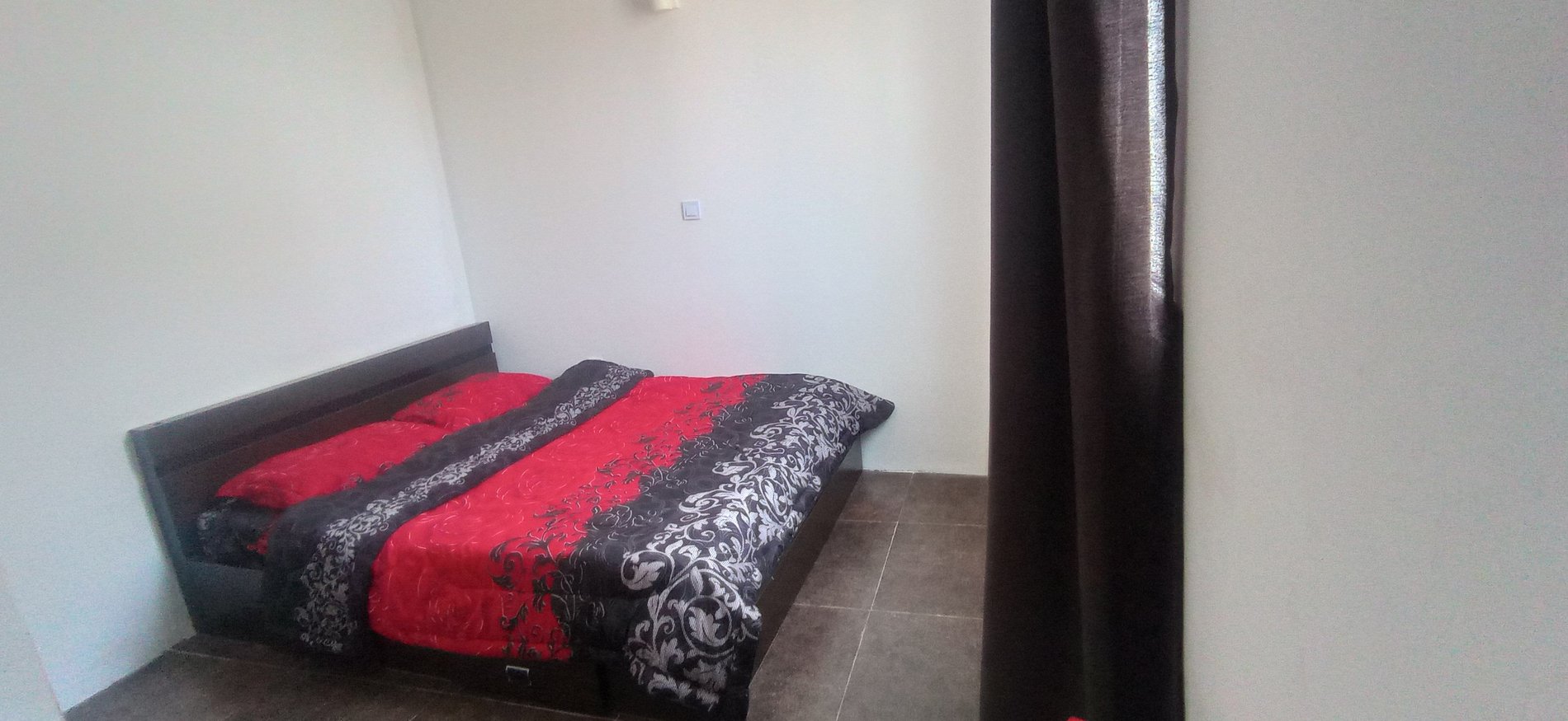 ویلا یک خوابه استخردار آبگرم آرام