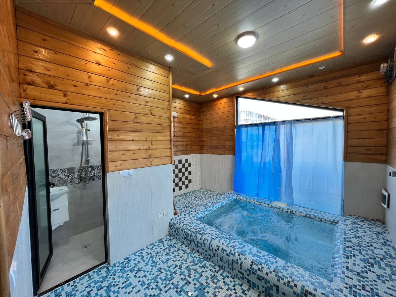 دوخوابه جکوزی دار برناسی