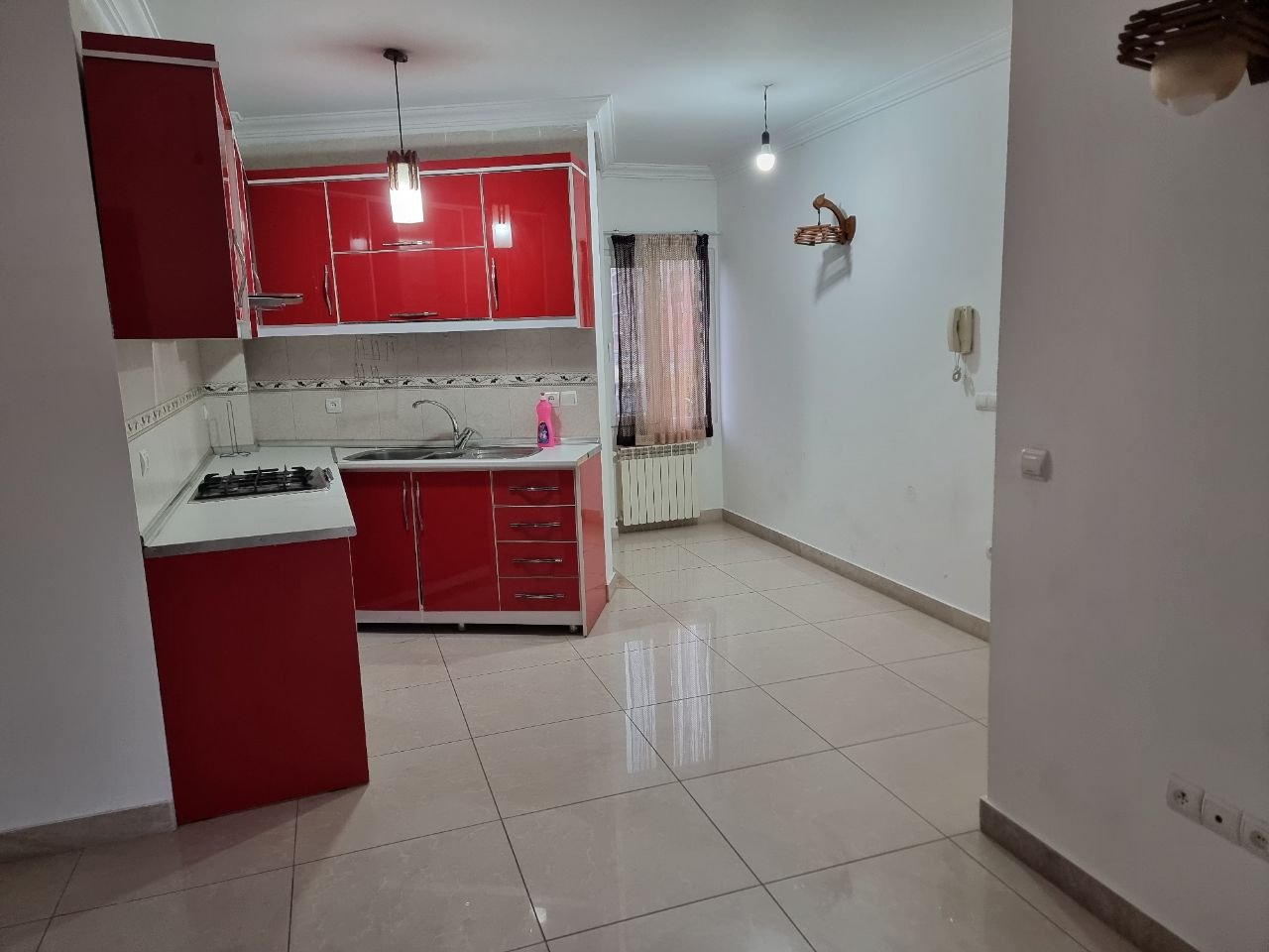 هتل آپارتمان واحد 1 - واحد ققنوس قربانی