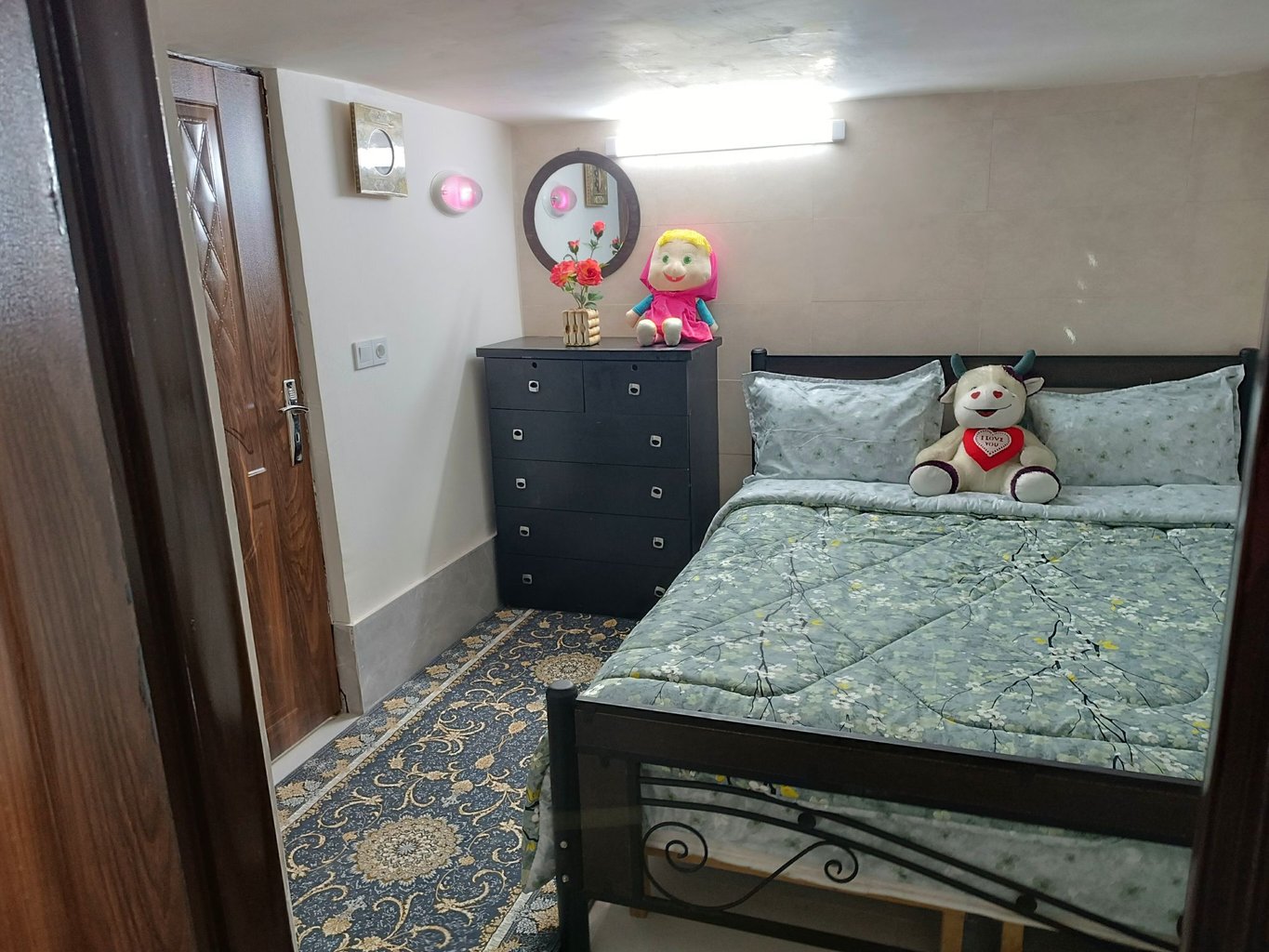 یک خوابه تُرنگ