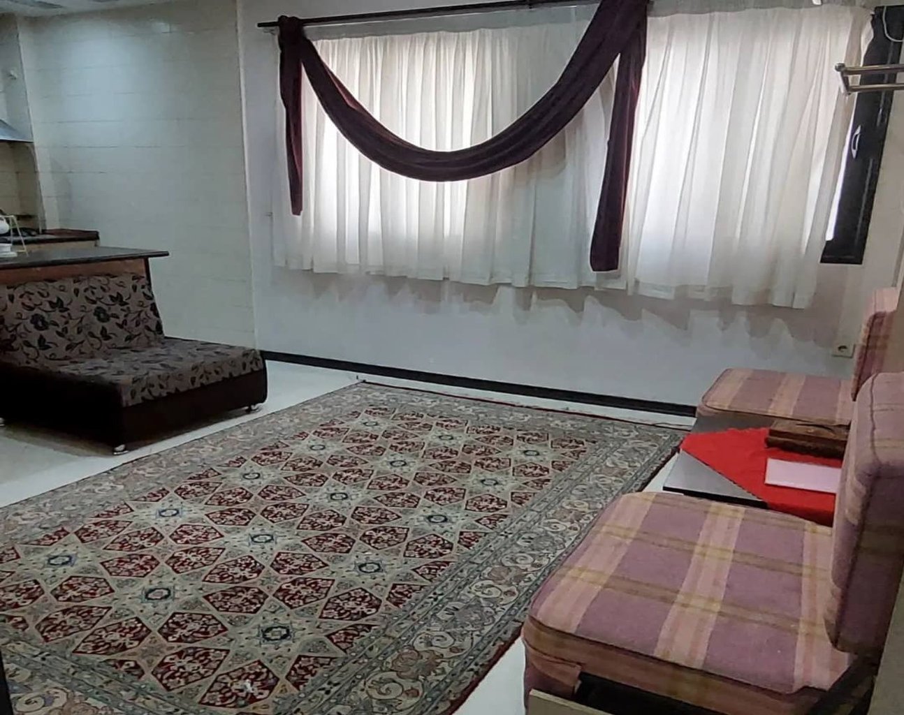 اجاره روزانه آپارتمان یک خوابه افتخار طبقه چهارم واحد 4 مشهد