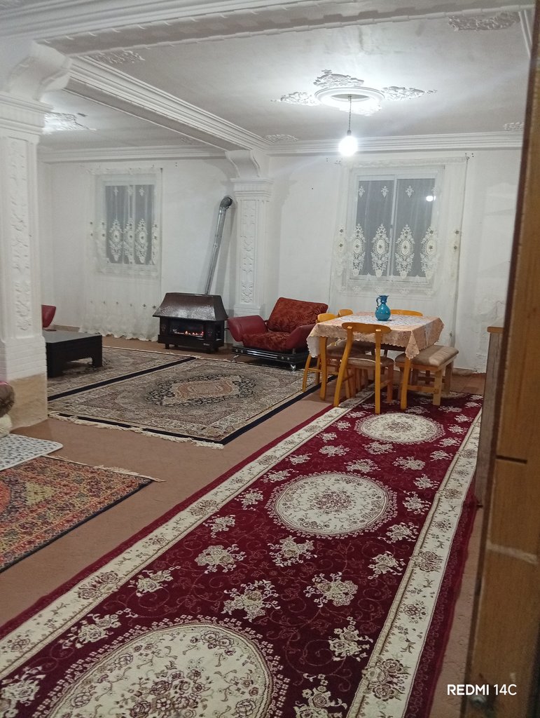 آپارتمان دوخوابه نیاستی