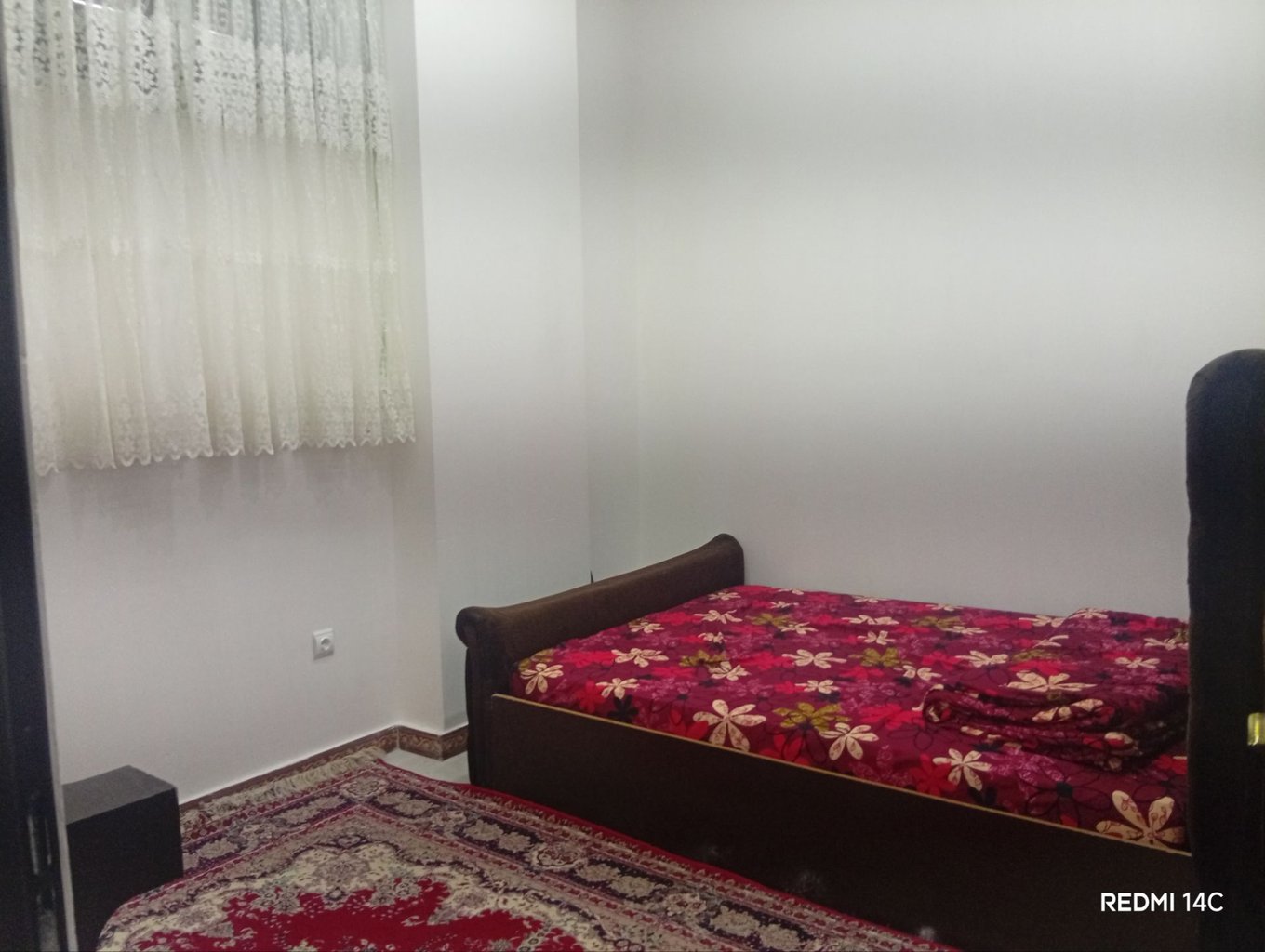 سوئیت یک خوابه نیاستی 