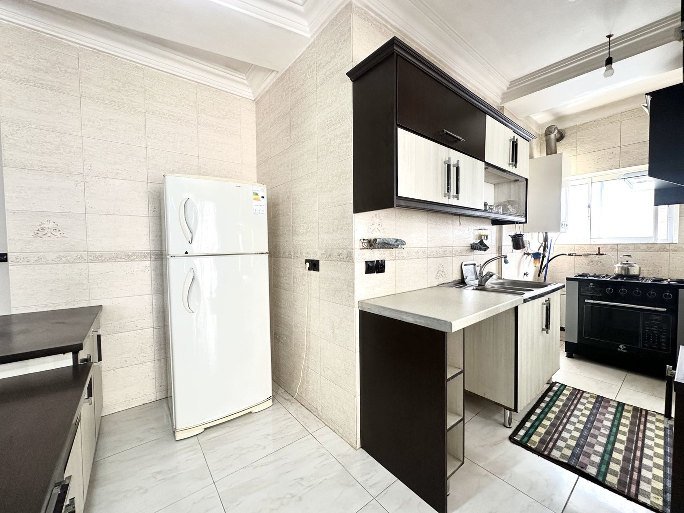 آپارتمان دوخوابه نشاط 6