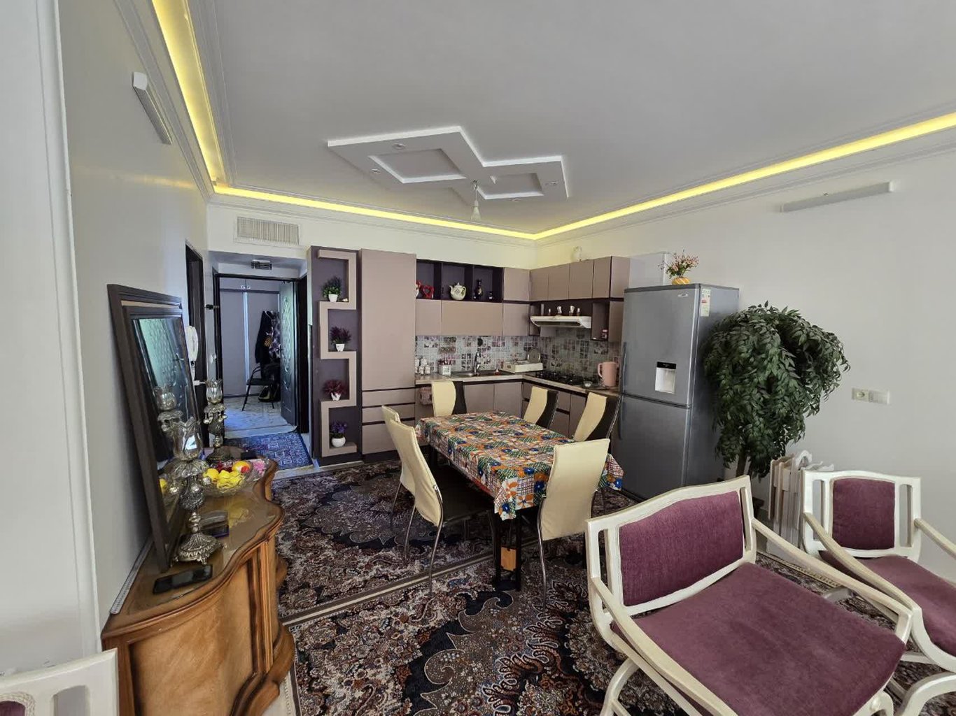 ویلا ویلای حیاط دار قمصر