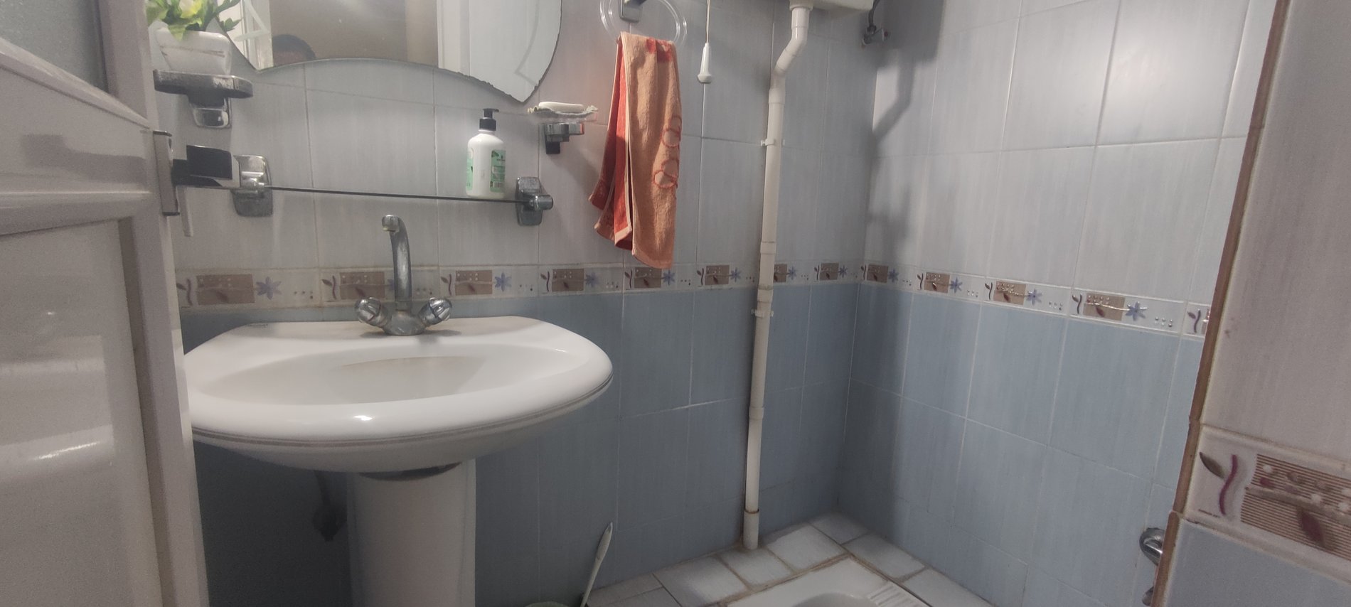 آپارتمان دوخوابه جهان نما