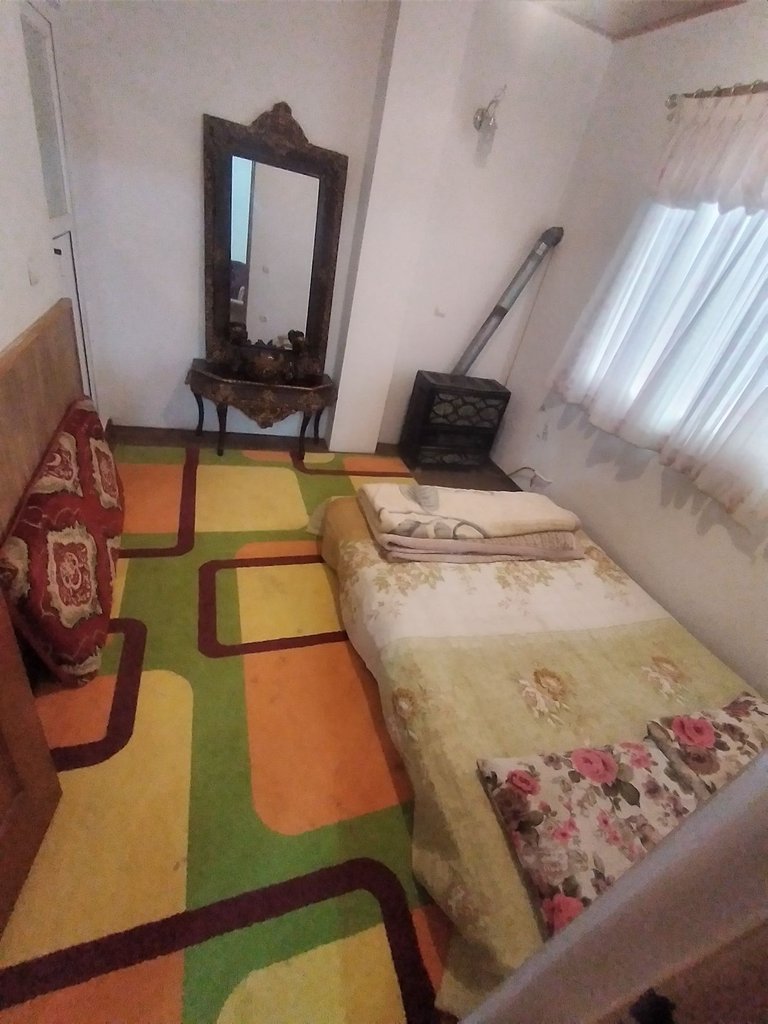 سوئیت یک خوابه خشت سر