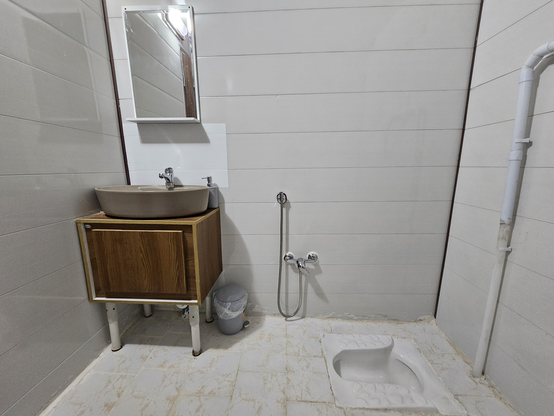 ویلا دوخوابه استخردار آبگرم سیمرغ