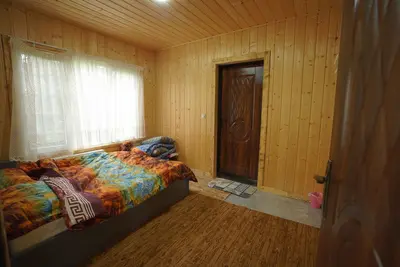 کلبه دوخوابه خانه چوبی روشنک