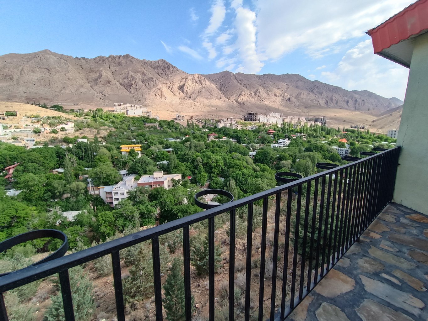 اقامتگاه سنتی فلت شامار - واحد تراس دار
