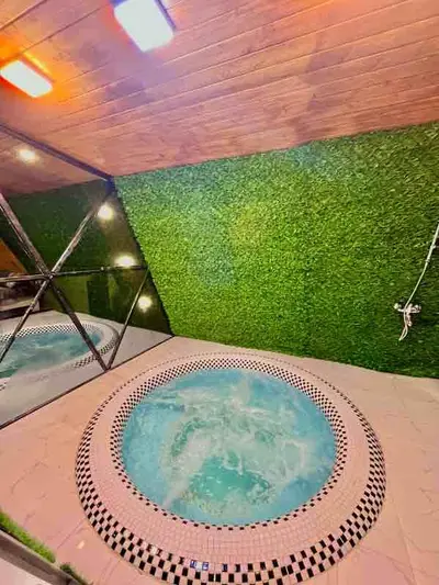 کلبه دوخوابه سوئیسی جکوزی دار ونداد لفور