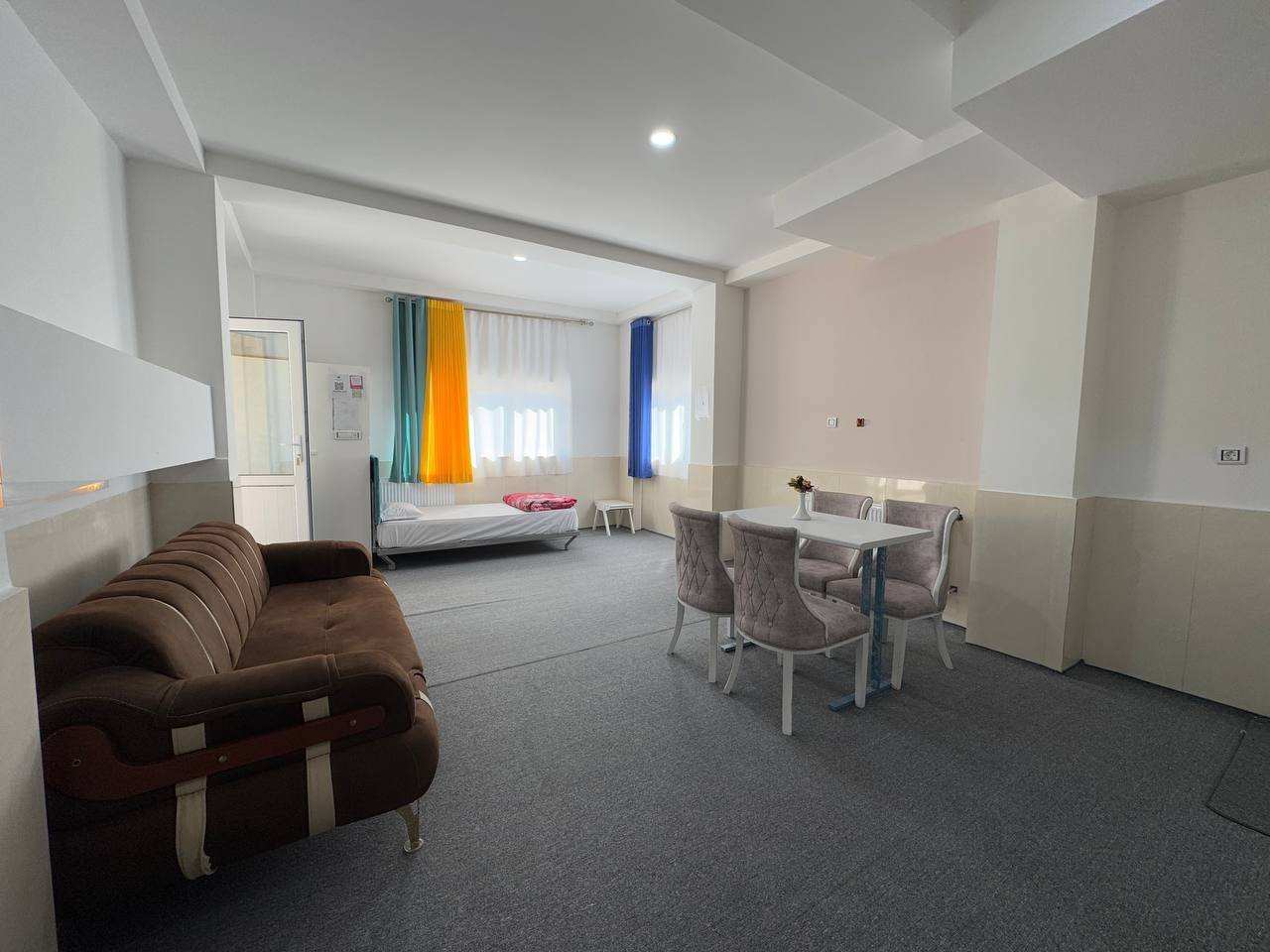 مجتمع اقامتی عمارت - واحد ۱۰۲ب