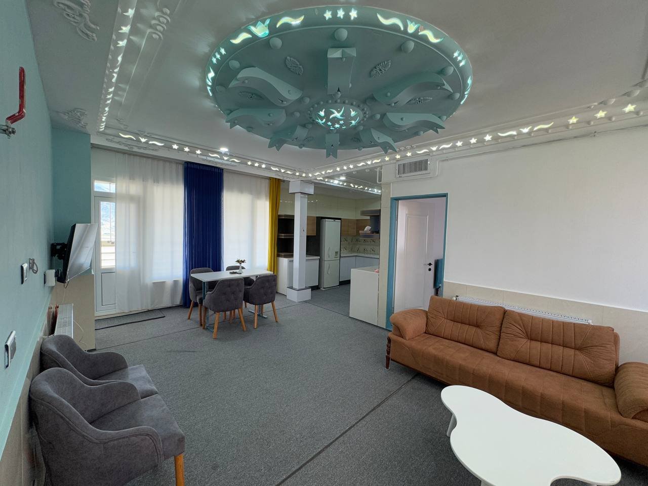 مجتمع اقامتی عمارت - واحد ۳۰۱ب